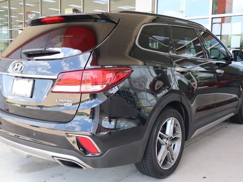Used 2018 Hyundai Santa Fe Limited AWD/4WD image 10