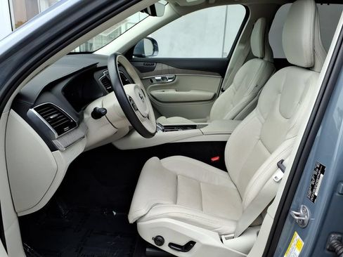 Certified 2023 Volvo XC90 B6 Ultimate w/ Protection Package AWD/4WD image 7