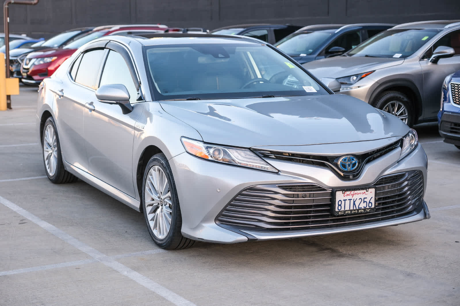 Certified 2020 Toyota Camry XLE w/ Driver Assist Package FWD image 3