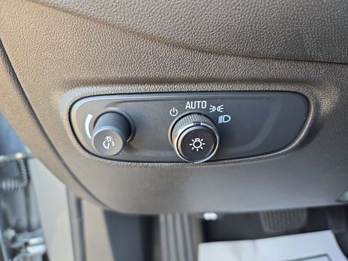 Used 2024 Chevrolet Equinox LT image 26