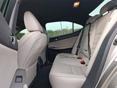 Used 2015 Lexus IS 250 AWD image 10