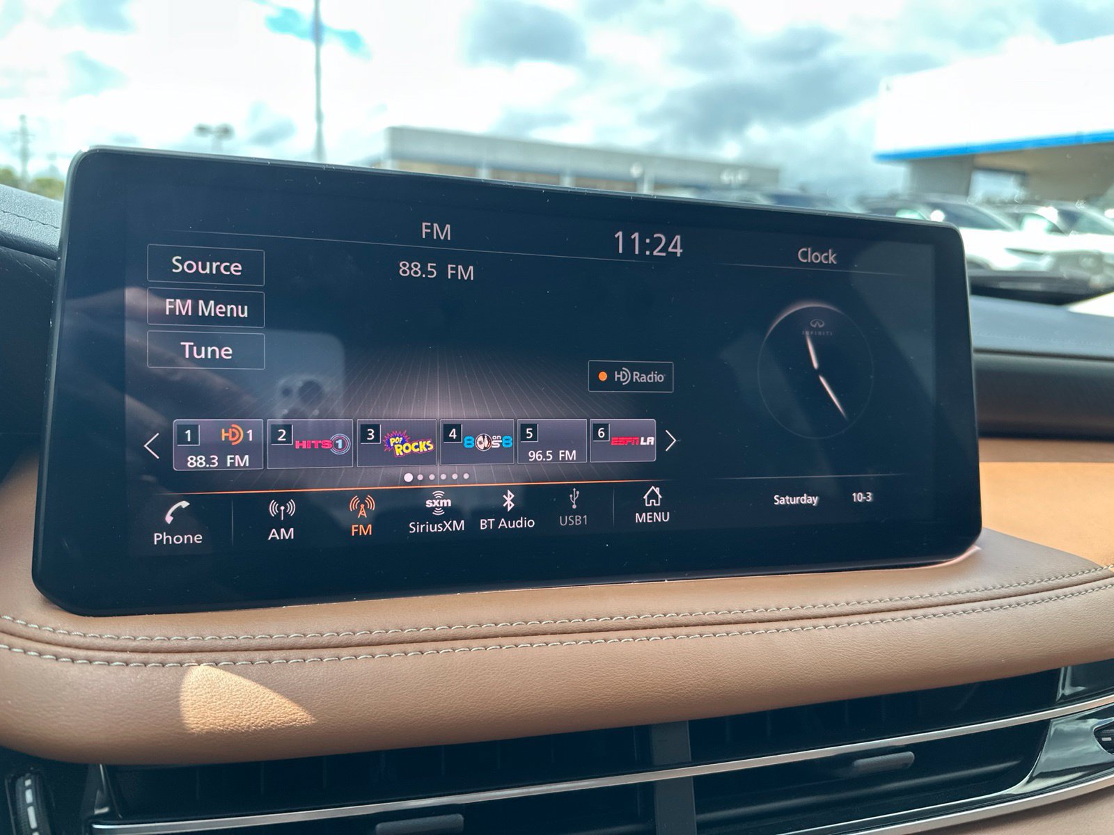 Used 2023 INFINITI QX60 Sensory w/ Vision Package AWD/4WD image 22