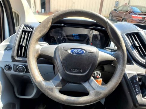 Used 2015 Ford Transit 150 130 Low Roof RWD image 28