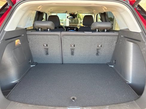 New 2026 Chevrolet TrailBlazer LT w/ Convenience Package FWD image 16