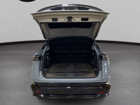 Used 2023 Nissan Ariya ENGAGE image 11