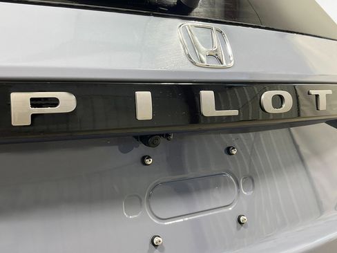 New 2026 Honda Pilot Touring image 19