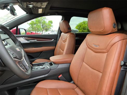 New 2026 Cadillac XT5 Premium Luxury w/ Driver Assist Package image 28