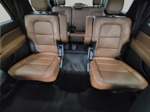 Used 2023 Lincoln Navigator Reserve AWD/4WD image 24
