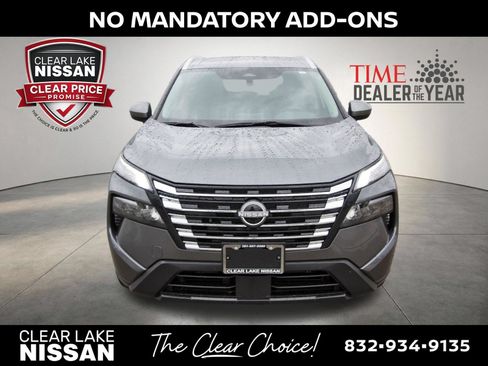 Certified 2026 Nissan Rogue SV w/ SV Premium Package FWD image 2