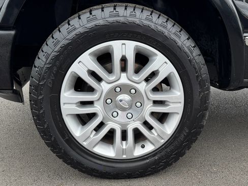 Used 2013 Ford F150 Platinum AWD/4WD image 9