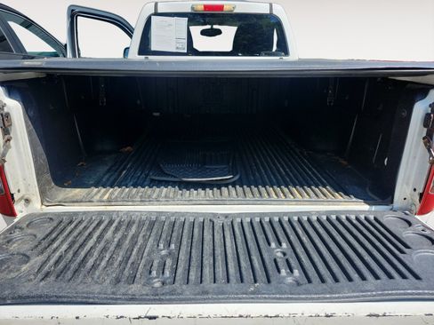Used 2012 Chevrolet Colorado LT RWD image 15