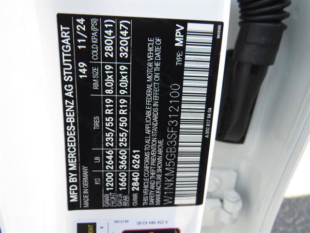 Used 2025 Mercedes-Benz GLC 350e 4MATIC w/ AMG Line image 9