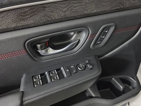 Used 2026 Honda Pilot Black Edition image 23