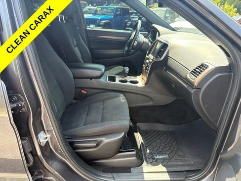 Used 2015 Jeep Grand Cherokee Laredo w/ Quick Order Package 23E AWD/4WD image 18