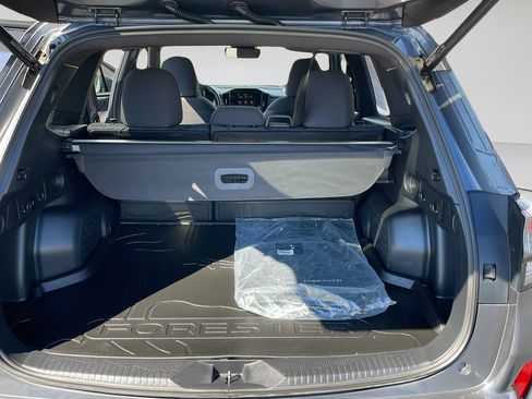 Used 2025 Subaru Forester Premium w/ Convenience Package #1 AWD/4WD image 18