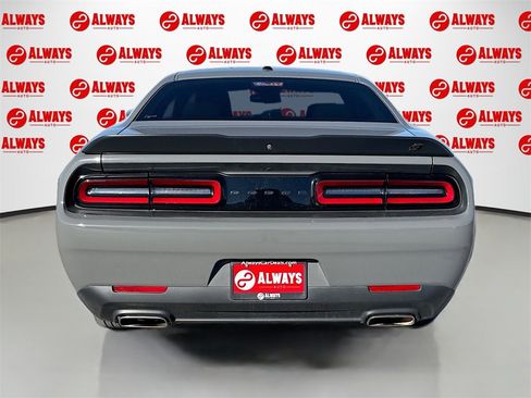 Used 2023 Dodge Challenger SXT w/ Blacktop Package image 6