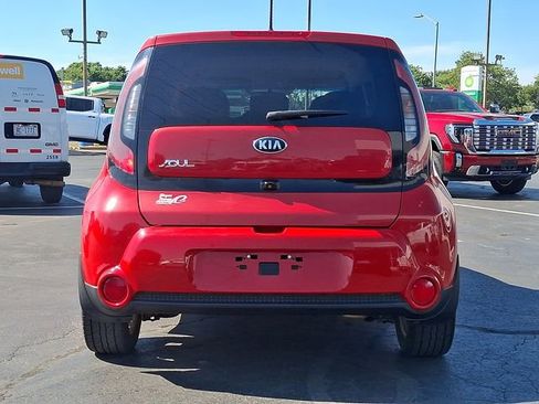 Used 2016 Kia Soul ! FWD image 5
