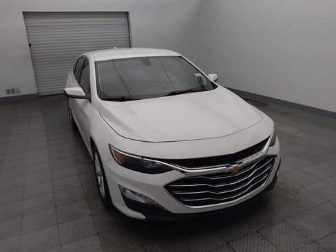 Used 2020 Chevrolet Malibu LT FWD image 14
