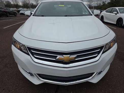 Used 2015 Chevrolet Impala LT w/ Convenience Package image 8