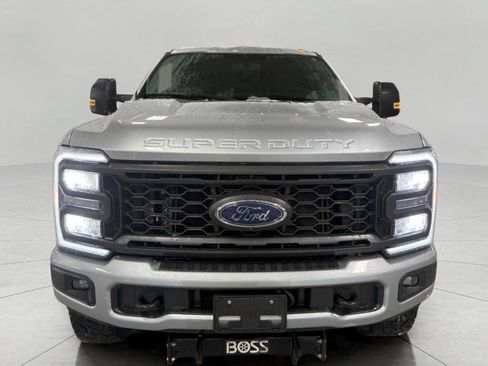 Used 2023 Ford F250 XLT w/ Tremor Off-Road Package image 3