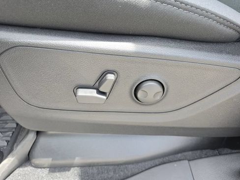 Used 2026 RAM 1500 Big Horn AWD/4WD image 22