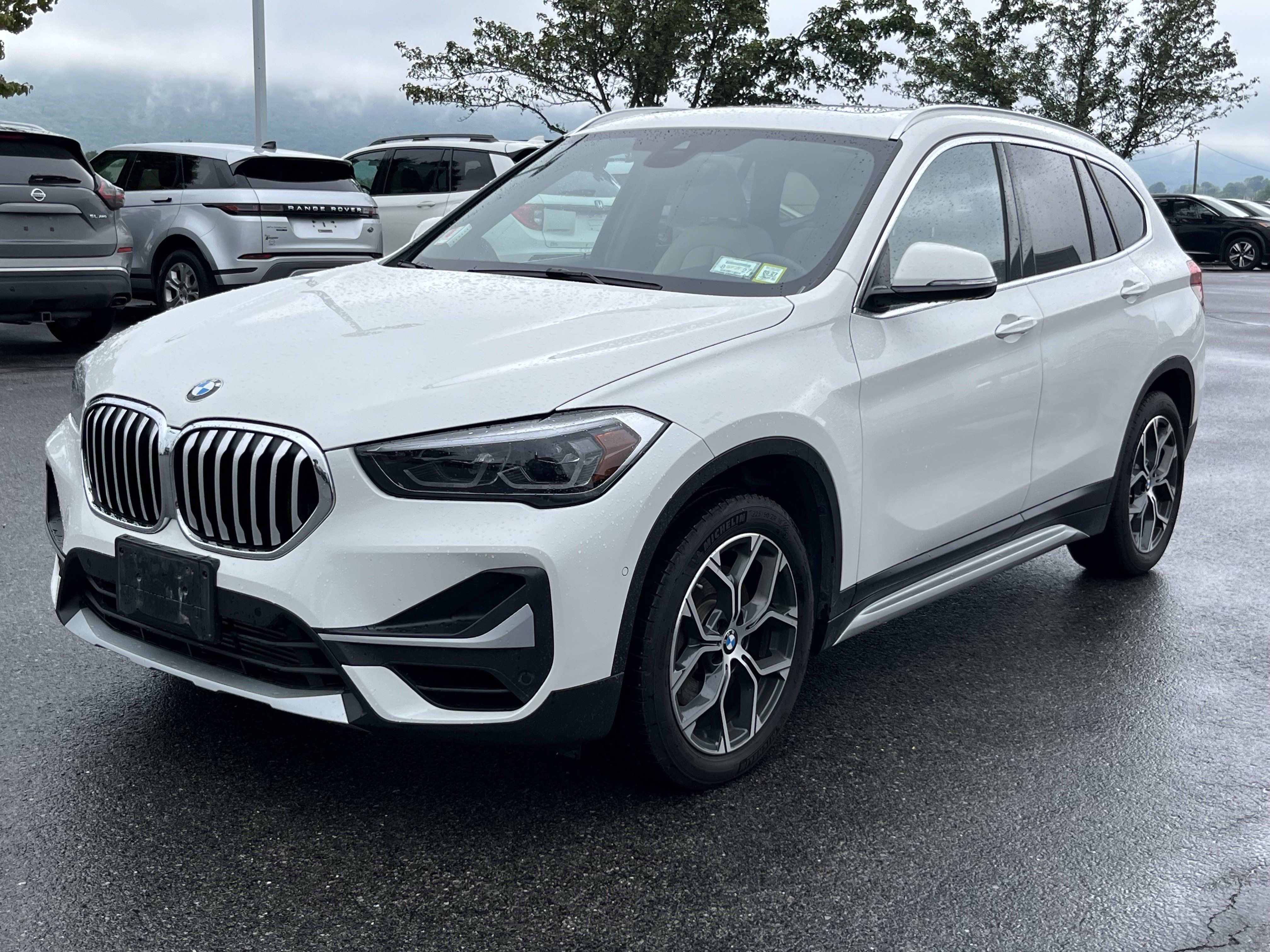 Used 2022 BMW X1 xDrive28i w/ Premium Package AWD/4WD image 11