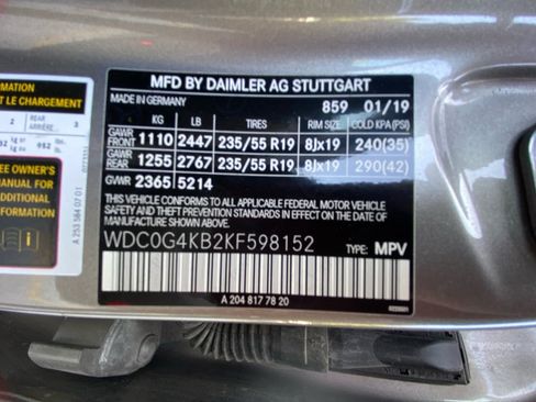 Certified 2019 Mercedes-Benz GLC 300 4MATIC image 35