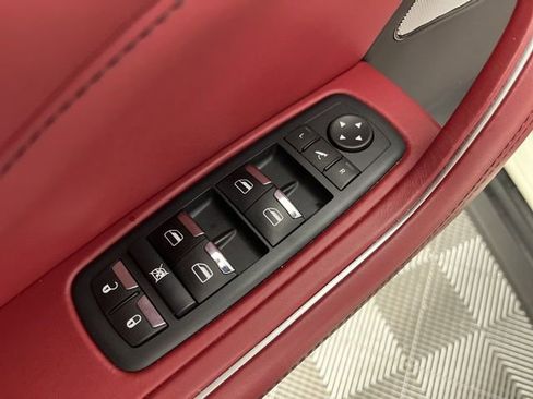 Used 2021 Maserati Levante GranSport image 33