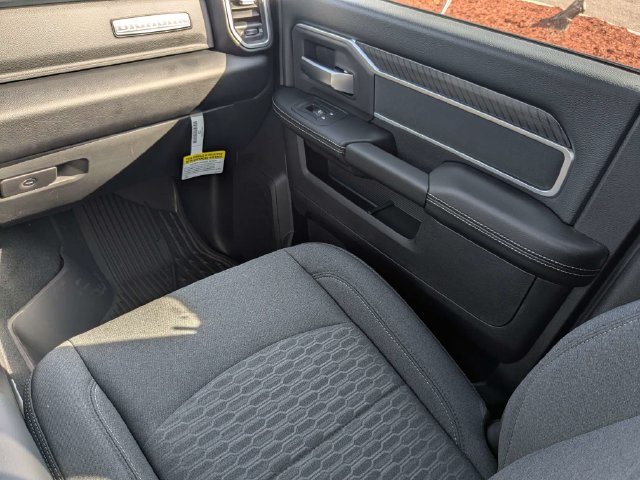 New 2026 RAM 3500 Big Horn AWD/4WD image 18