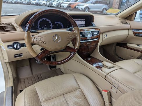 Used 2013 Mercedes-Benz CL 550 4MATIC image 14