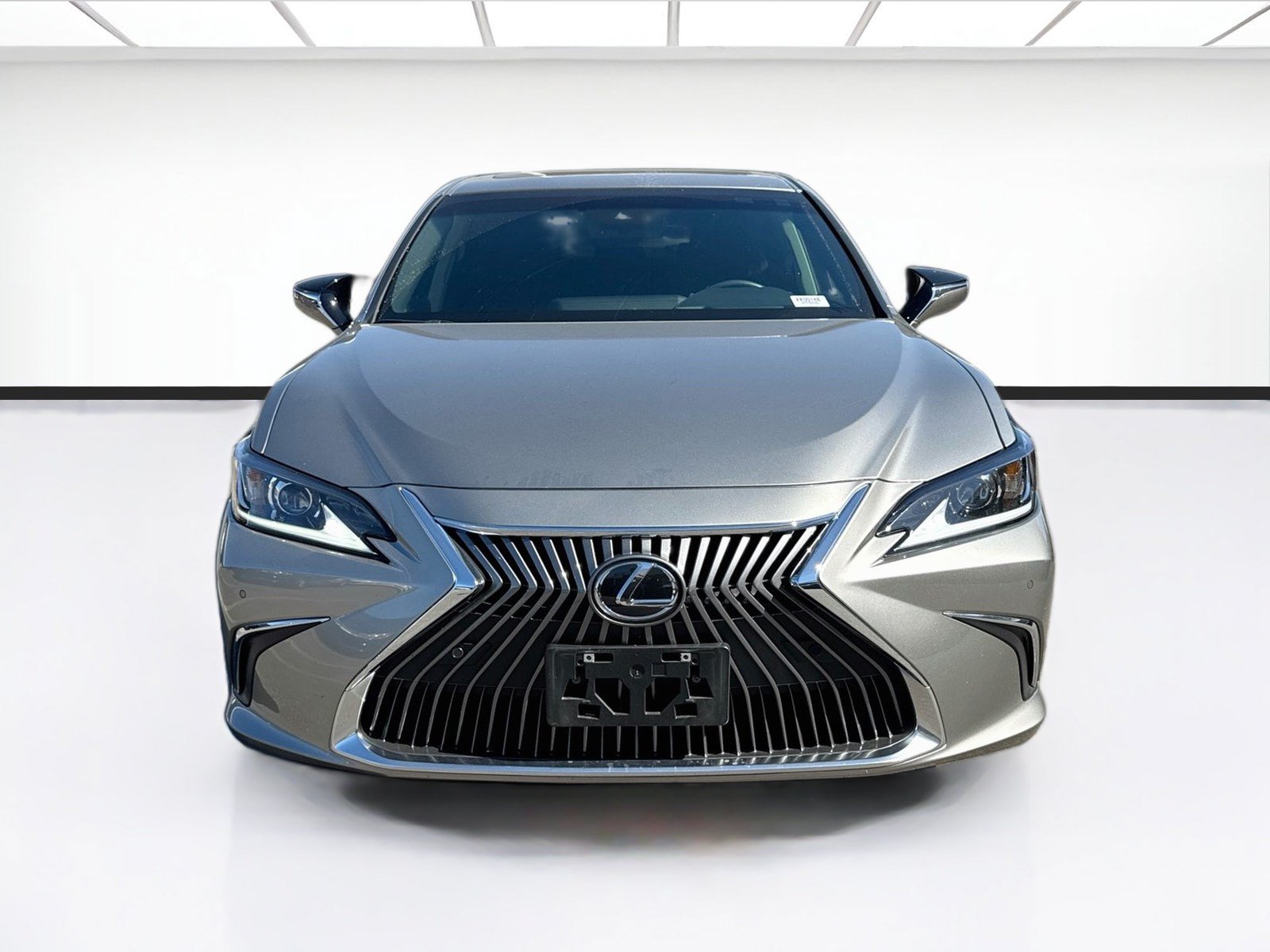 Used 2021 Lexus ES 350 w/ Premium Package FWD image 2