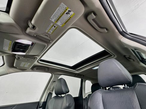 Used 2019 Subaru Forester Touring AWD/4WD image 23
