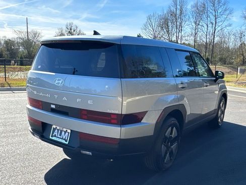 New 2026 Hyundai Santa Fe SE image 5