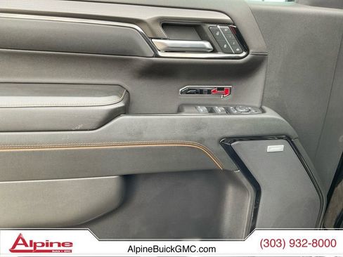 Used 2023 GMC Sierra 1500 AT4 image 19