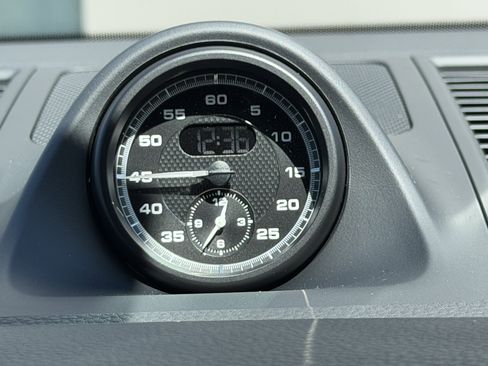 New 2026 Porsche Macan image 25