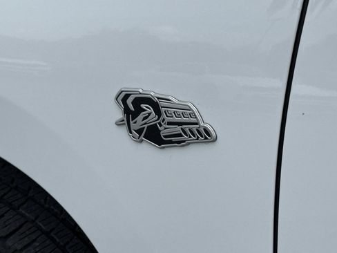Used 2026 RAM 1500 Express AWD/4WD image 12