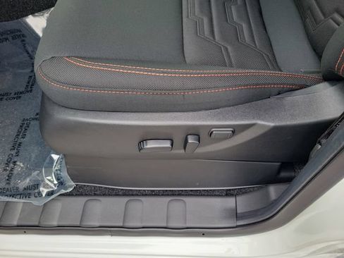 New 2026 Nissan Frontier Pro-X w/ Tow Package RWD image 9