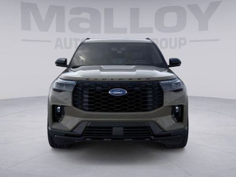 New 2026 Ford Explorer ST-Line w/ ST-Line Street Pack image 6