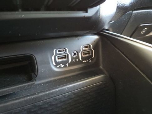 Used 2022 RAM 1500 Big Horn w/ Night Edition AWD/4WD image 15