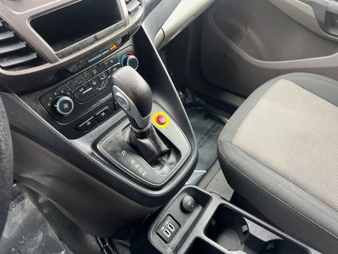 Used 2020 Ford Transit Connect XL image 27