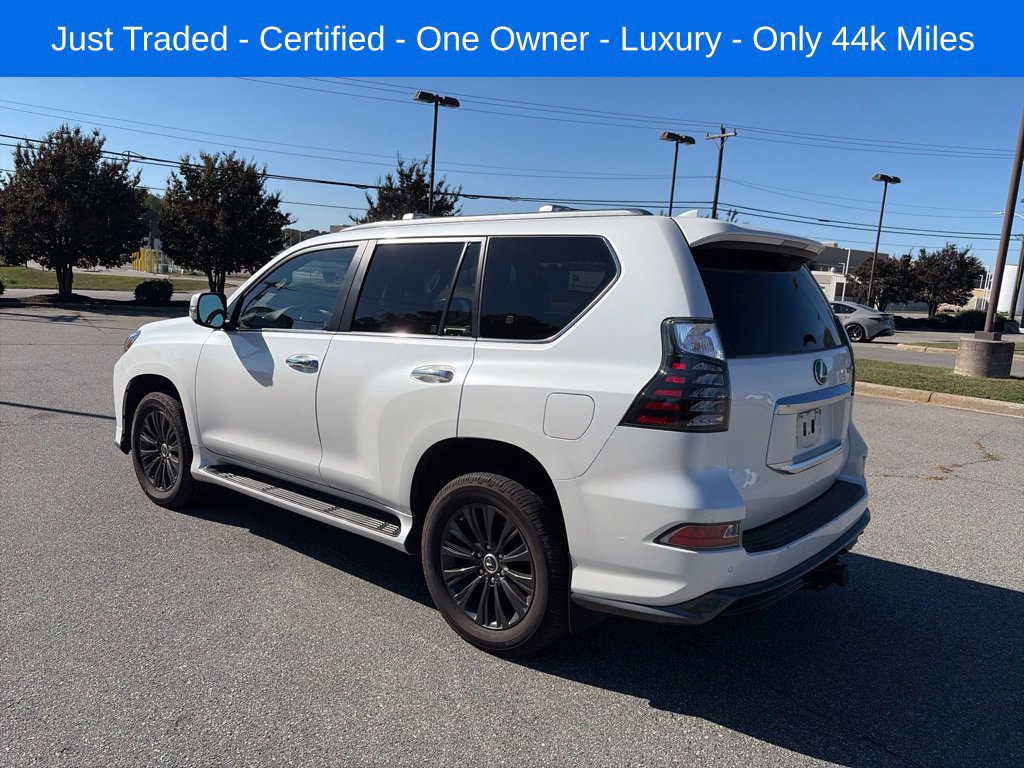 Used 2023 Lexus GX 460 Luxury w/ Sport Design Package AWD/4WD image 2