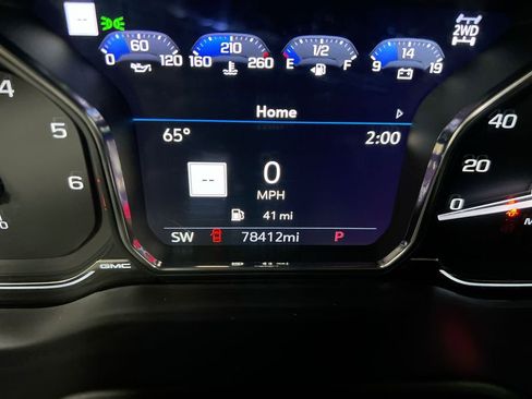 Used 2021 GMC Yukon Denali w/ Denali Premium Package AWD/4WD image 13
