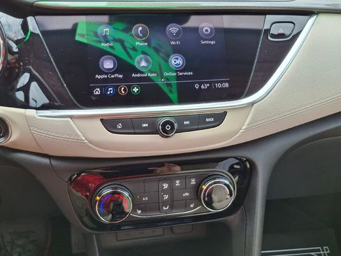 Used 2020 Buick Encore GX Preferred w/ Cold Weather Comfort Package AWD/4WD image 17