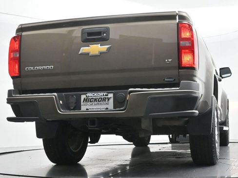 Used 2015 Chevrolet Colorado LT w/ LT Convenience Package AWD/4WD image 56