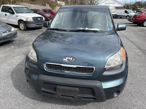 Used 2011 Kia Soul + w/ Audio Pkg image 3