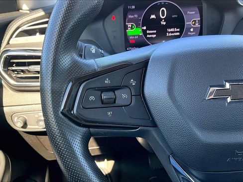 Used 2023 Chevrolet Bolt EUV LT image 22