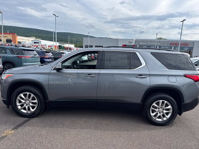 Used 2021 Chevrolet Traverse LT AWD/4WD image 8