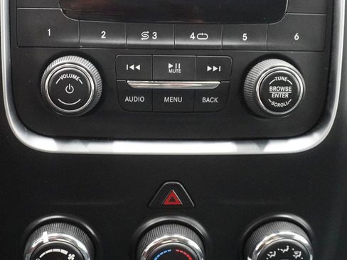 Used 2013 RAM 1500 Express RWD image 19