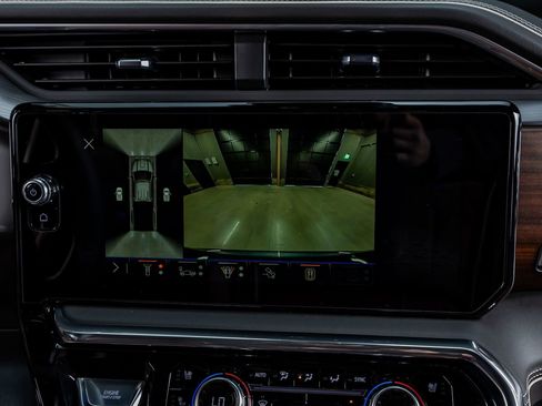 Used 2026 GMC Sierra 3500 Denali Ultimate image 26