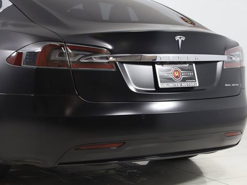 Used 2021 Tesla Model S Long Range Plus image 27